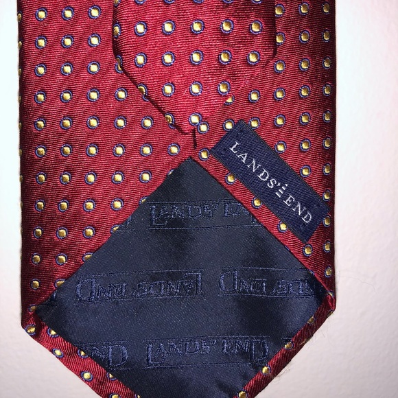 New Beautiful red silk Lands’ end tie - Picture 1 of 4